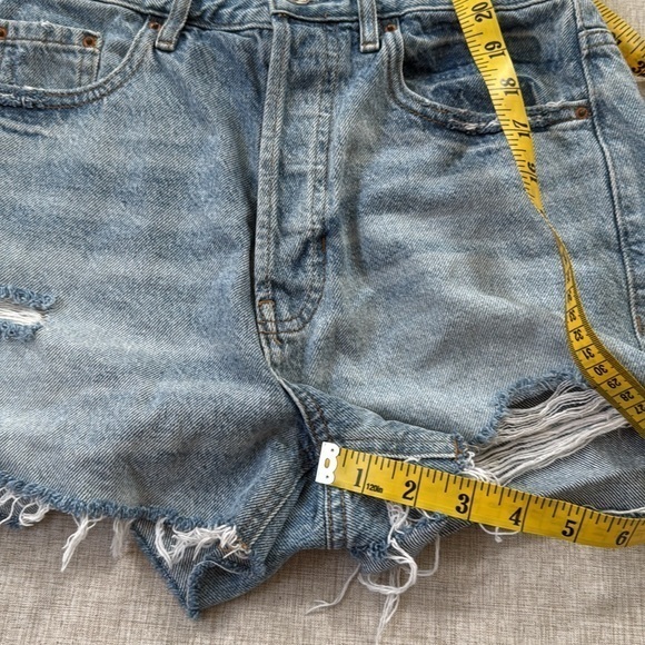 Pacsun Distressed Ultra High Rise Vintage Shorts Size 26 Button Fly - Picture 9 of 9